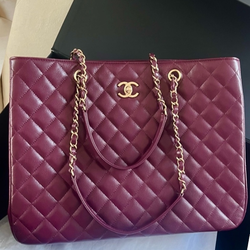 NEW🔥Chanel Classic CC Burgundy/ Dark Wine Color Caviar Large Tote Bag - Picture 1 of 15